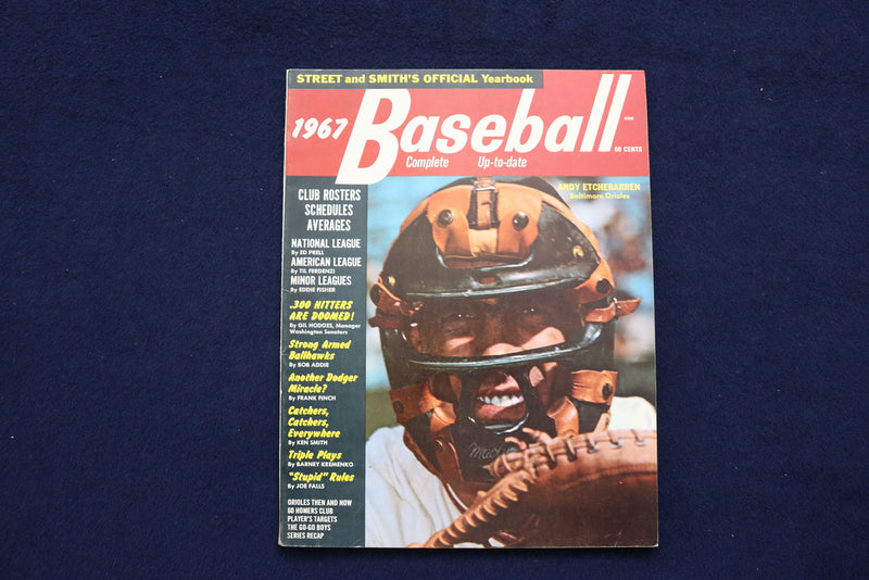 1967 STREET AND SMITH'S BASEBALL MAGAZINE - ANDY ETCHEBARREN COVER - E 11799