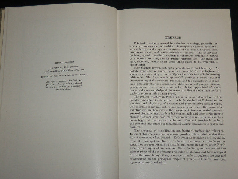 1943 GENERAL ZOOLOGY HARDCOVER BOOK BY TRACY I. STORER - KD 6989