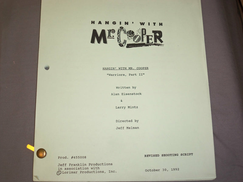 1992 HANGIN' WITH MR. COOPER TELEVISION SCRIPTS - LOT OF 2 - O 3106