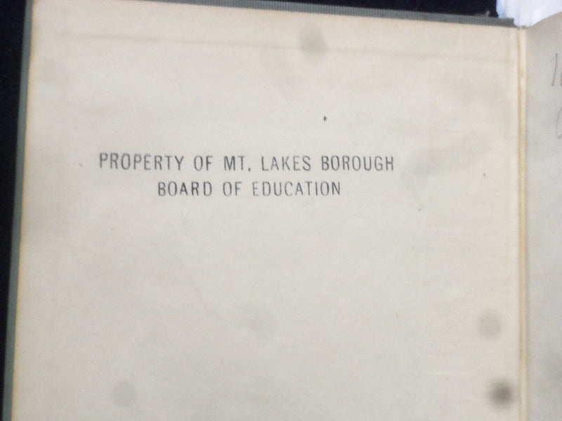 1931 CARPENTER'S NEW GEOGRAPHICAL READER-NORTH AMERICA- HARDCOVER BOOK - KD 8460
