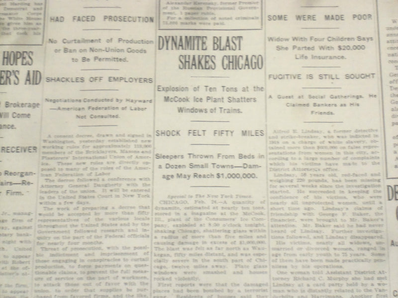 1922 FEBRUARY 25 NEW YORK TIMES - DYNAMITE BLAST SHAKES CHICAGO - NT 9019