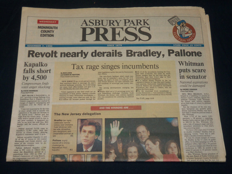 1990 NOVEMBER 7 THE ASBURY PARK PRESS NEWSPAPER - BRADLEY - PALLONE WIN- NP 4919