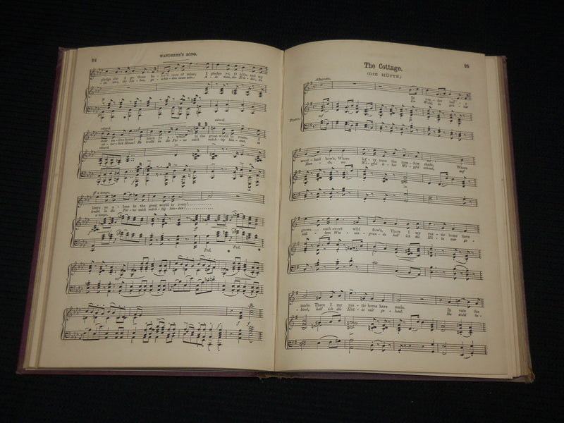 1900'S SONGS BY ROBERT SCHUMANN HARDCOVER BOOK BY HATTON- ROYAL EDITION - R 725B