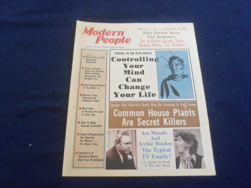 1973 APRIL 1 MODERN PEOPLE NEWSPAPER - MAUDE - ARCHIE BUNKER - NP 5673