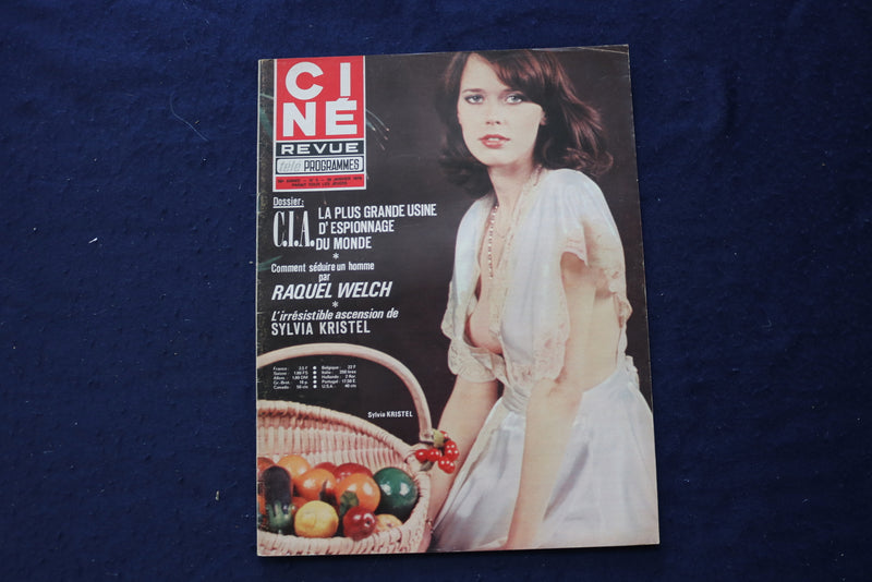 1976 JANUARY 29 CINE REVUE MAGAZINE - SYLVIA KRISTEL COVER - E 23495