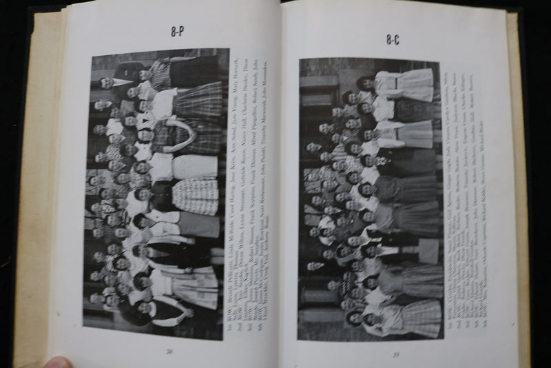 1960 WOLF JUNIOR HIGH SCHOOL YEARBOOK - EASTON, PENNSYLVANIA - YB 3496