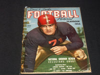 1946 STREET & SMITH'S FOOTBALL YEARBOOK MAGAZINE - VERY NICE COVER - E 3151