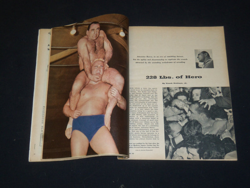 1958 JUNE SPORT MAGAZINE - WILLIE MAYS COVER - SP 8521