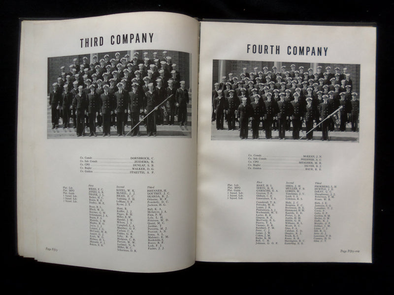 1946 SHAKEDOWN NAVAL RESERVE OFFICERS TUFTS TRAINING CORPS YEARBOOK - YB 3372