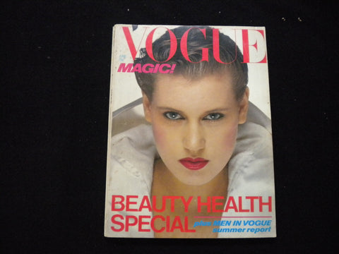 1978 JUNE VOGUE MAGAZINE - BRITISH EDITION - LINDA HUTTON COVER - SP 1533F
