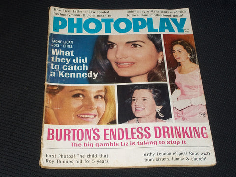 1967 SEPTEMBER PHOTOPLAY MAGAZINE - JACKIE KENNEDY FRONT COVER - E 878
