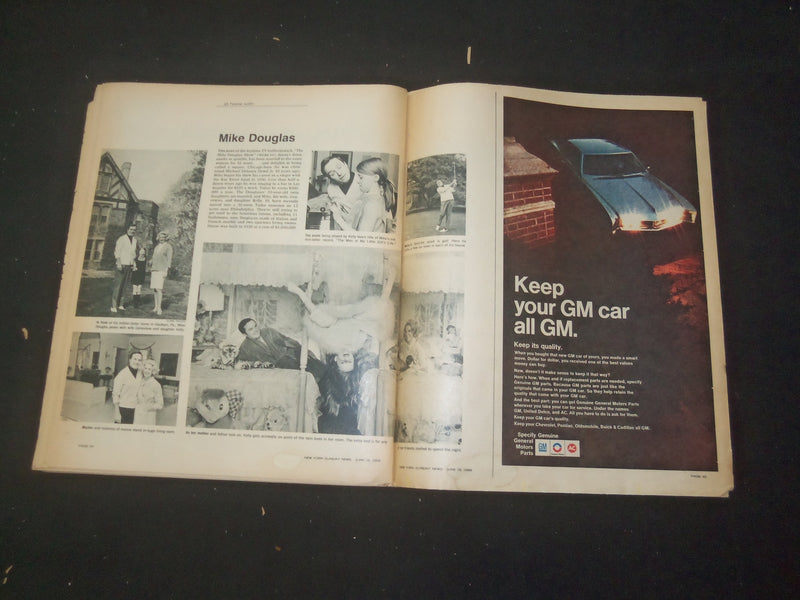 1968 JUNE 16 SUNDAY NEW YORK NEWS COLOROTO MAGAZINE - ROBERT KENNEDY - SP 1520V