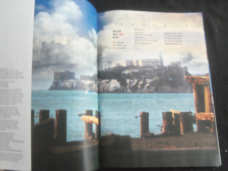 2017 HISTORY MAGAZINE - ALCATRAZ - NOTORIOUS PRISON A DARING JAILBREAK - B 4370Z