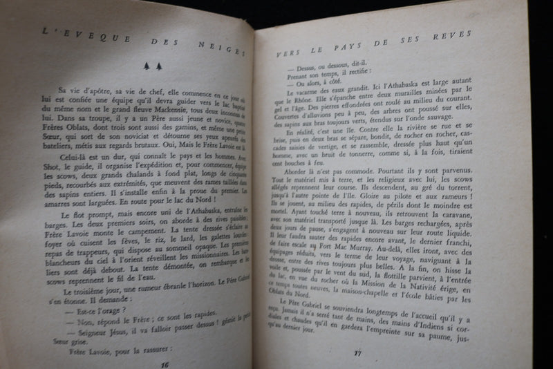 1954 L'EVEQUE DES NEIGES SOFTCOVER BOOK BY ROLAND CLUNY - FRENCH TEXT - K 3499