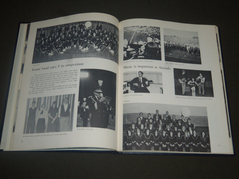 1969 REGIT ARMADA AREA HIGH SCHOOL YEARBOOK - MICHIGAN - PHOTOS - YB 901