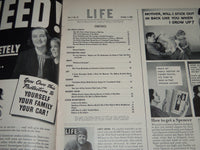 1939 OCTOBER 9 LIFE MAGAZINE - KID'S FOOTBALL COVER - L 151