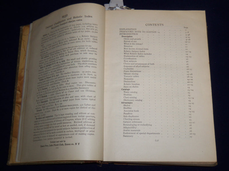 1932 DECIMAL CLASIFICATION & RELATIV INDEX VOLUME BY MELVIL DEWEY - KD 2951T