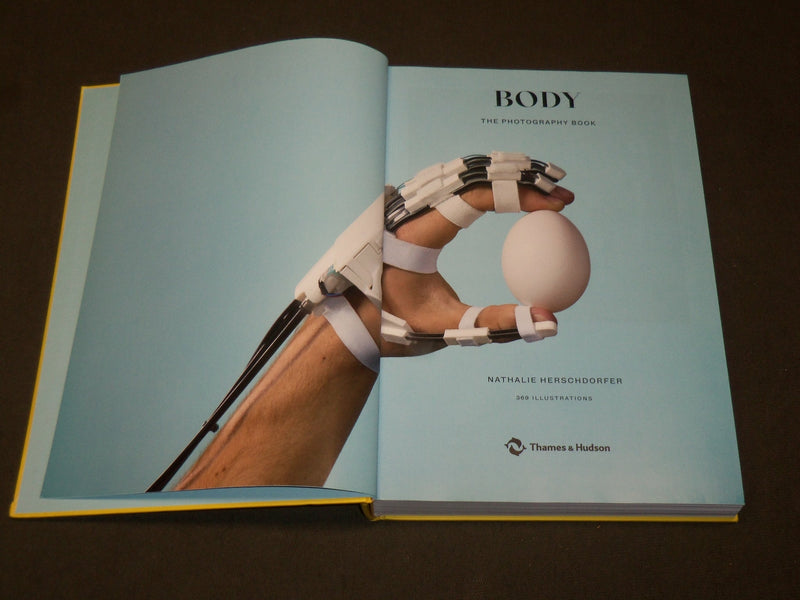 2019 BODY THE PHOTOGRAPHY BOOK BY NATHALIE HERSCHDORFER - KD 6256
