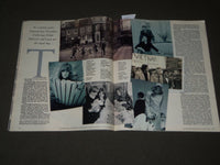 1993 JUNE 6 NEW YORK TIMES MAGAZINE SECTION - NATASHA RICHARDSON - J 3071