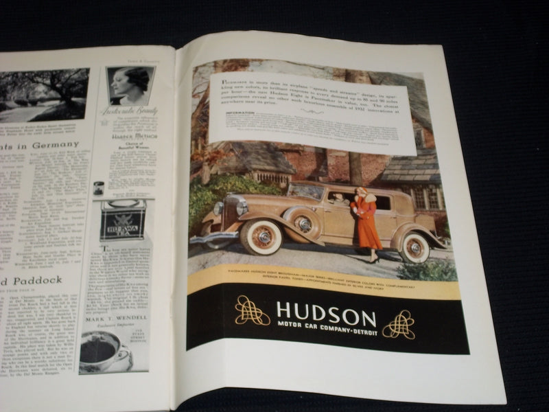 1932 MAY 15 TOWN & COUNTRY MAGAZINE - JAMES REYNOLDS FRONT COVER - E 2551