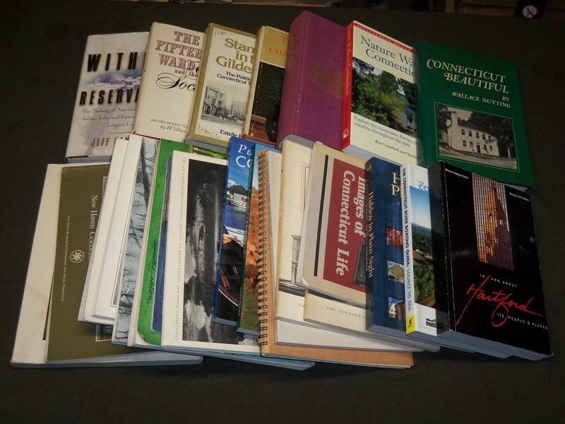 ASSORTED CONNECTICUT & NEW ENGLAND BOOK LOT OF 24 - R 906