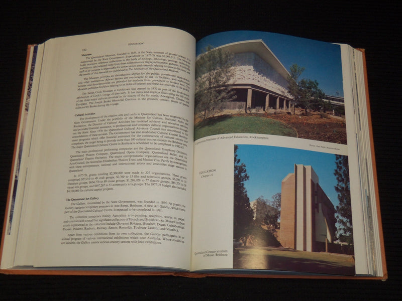 1970-1982 QUEENSLAND YEAR BOOK LOT OF 12 - GOV. STATISTICIAN BRISBANE - KD 5T