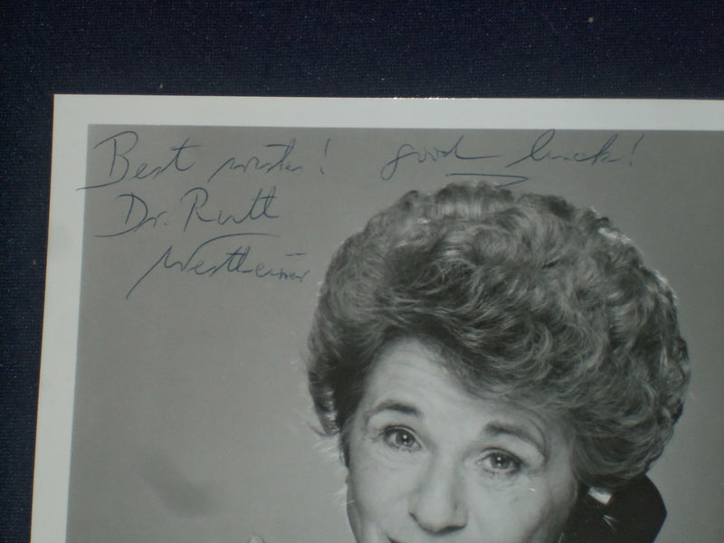 DR. RUTH WESTHEIMER AUTOGRAPHED PHOTOGRAPH - J 6050