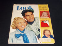 1951 APRIL 24 LOOK MAGAZINE - PHIL SCOOTER RIZZUTO & WIFE FRONT COVER - E 20388