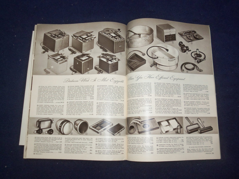 1949 MONTGOMERY WARD PHOTOGRAPHIC CATALOG - SOFTCOVER - J 9301