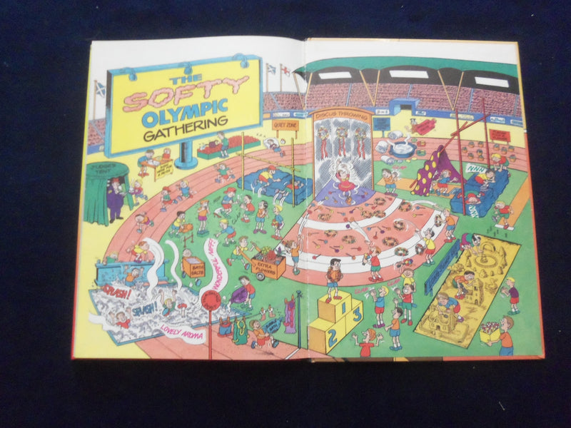 2004 DENNIS THE MENACE ANNUAL 2004 HARDCOVER BOOK - KD 8314