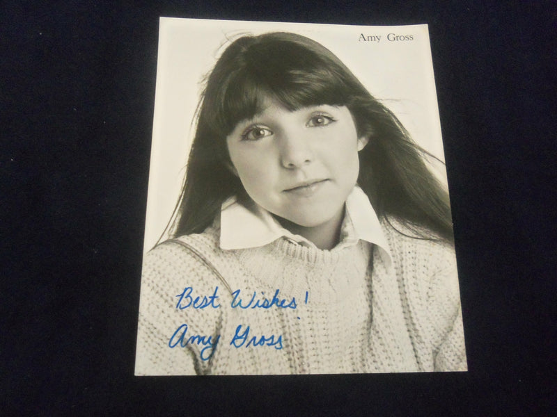 AMY GROSS 8x10 AUTOGRAPHED PHOTOGRAPH
