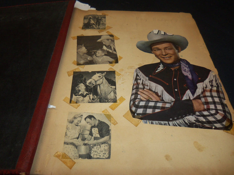 HOLLYWOOD MOVIE STARS SCRAPBOOK - AUTRY - ROGERS - 40A