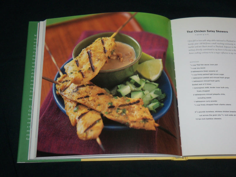 2003 NORDSTORM FRIENDS AND FAMILY COOKBOOK - HARDCOVER - I 2035