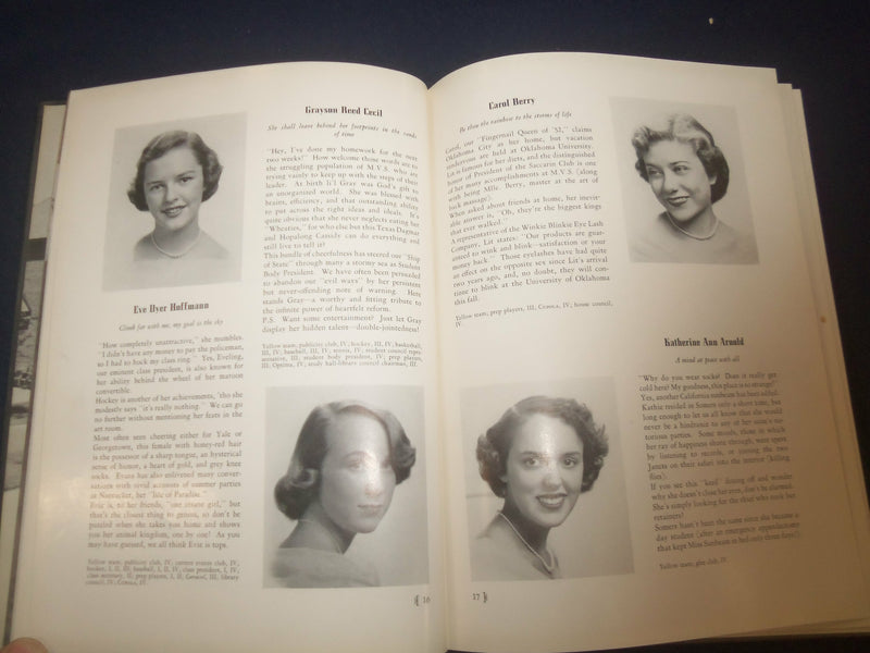 1952 THE CUPOLA MOUNT VERNON SEMINARY YEARBOOK - WASHINGTON, D.C. - YB 2338