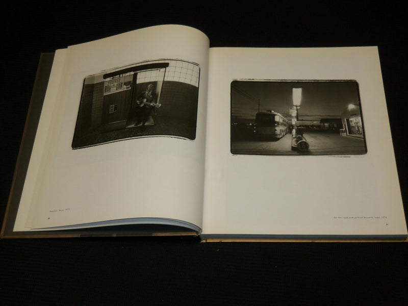 1991 ANNIE LEIBOVITZ PHOTOGRAPHS 1970-1990 HARDCOVER BOOK - NICE PHOTOS - R 721I