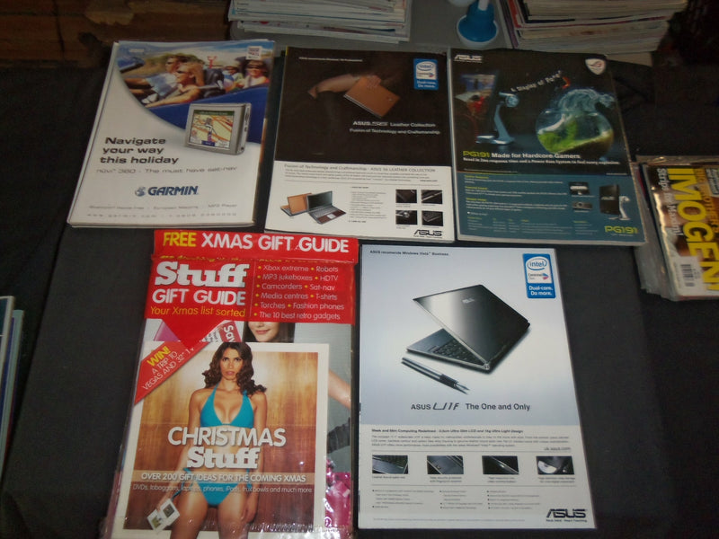 2004-2007 STUFF MAGAZINE - BRITISH EDITION - LOT OF 17 - GREAT COVERS - O 3167