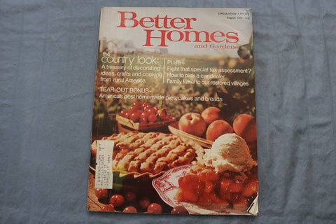 1972 AUGUST BETTER HOMES AND GARDENS MAGAZINE - COUNTRY LOOK COVER - E 9711