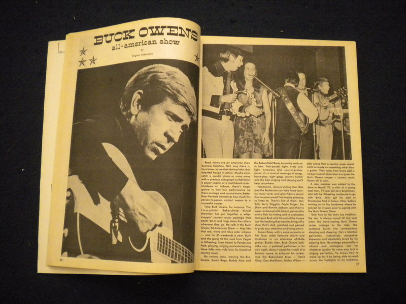 1973 COUNTRY SOUNG ROUNDUP YEARBOOK MAGAZINE - LORETTA LYNN COVER - B 639R