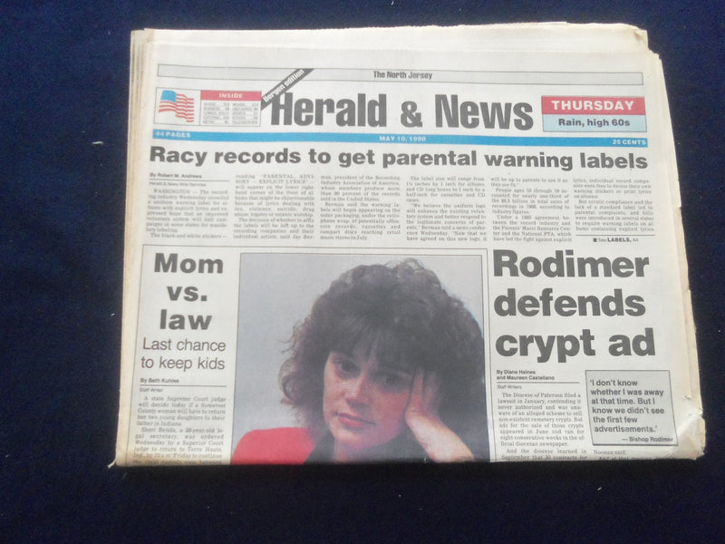 1990 MAY 10 HERALD & NEWS NEWSPAPER - PASSAIC, NJ - MOM VS. LAW - NP 6121
