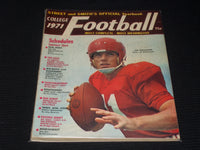 1971 STREET & SMITH'S COLLEGE FOOTBALL YEARBOOK MAGAZINE - FERGUSON - E 3169