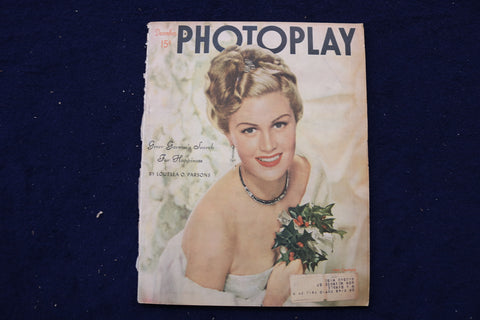 1947 DECEMBER PHOTOPLAY MAGAZINE - GREER GARSON COVER - E 17834