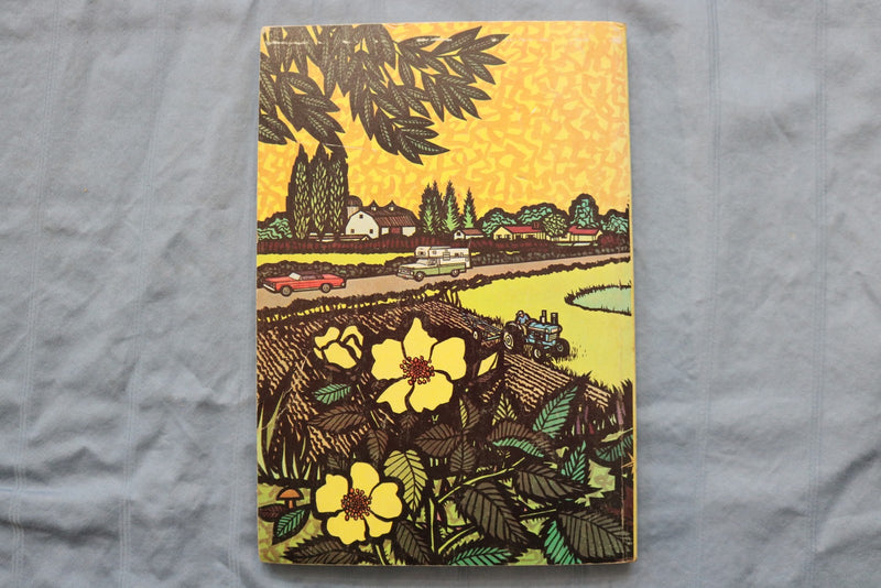 1966 THE FORD ALMANAC - SOFTCOVER BOOK - K 3192
