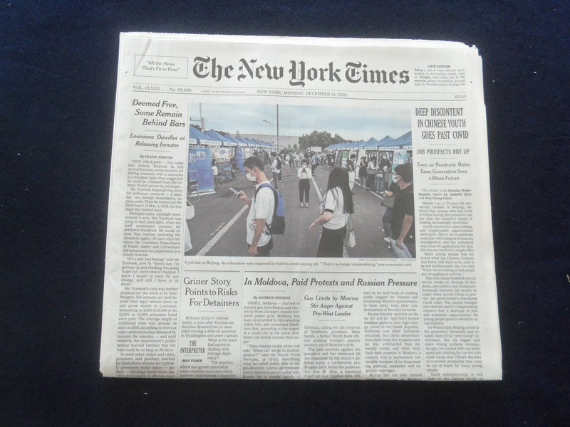 2022 DECEMBER 12 NEW YORK TIMES- DEEP DICONTENT IN CHINESE YOUTH GOES PAST VIRUS
