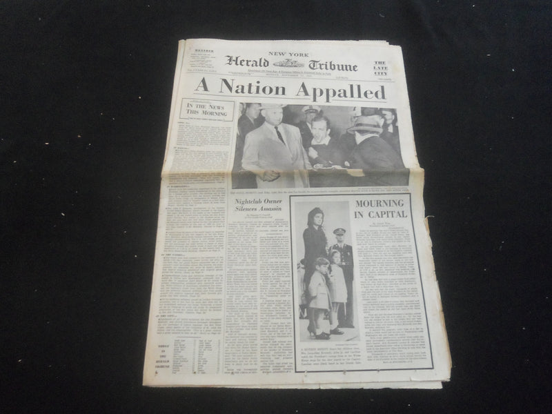 1963 NOVEMBER 25 NEW YORK HERALD TRIBUNE NEWSPAPER - RUBY KILLS OSWALD - NP 5810