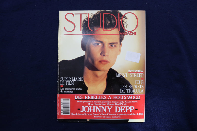 1993 JANUARY STUDIO MAGAZINE - JOHNNY DEPP COVER - FRENCH - E 17918