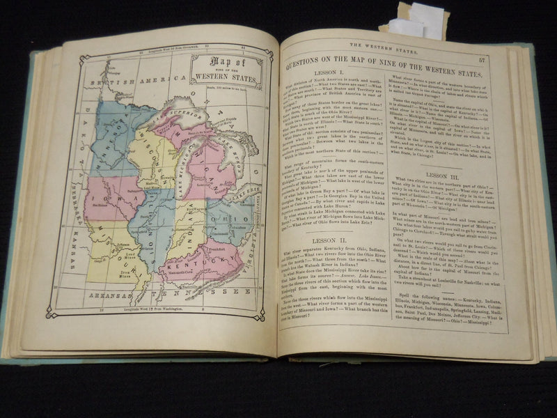 1874 WARREN'S NEW PRIMARY GEOGRAPYH BOOK - NICE COLOR MAPS - KD 2951D