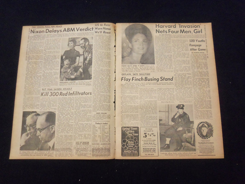 1969 MAR 12 BOSTON RECORD AMERICAN NEWSPAPER-PHIL ESPOSITO BREAKS RECORD-NP 6329