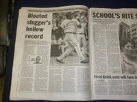 2007 AUG 8 NEW YORK DAILY NEWS NEWSPAPER - BARRY BONDS HITS HR 756 - NP 4202