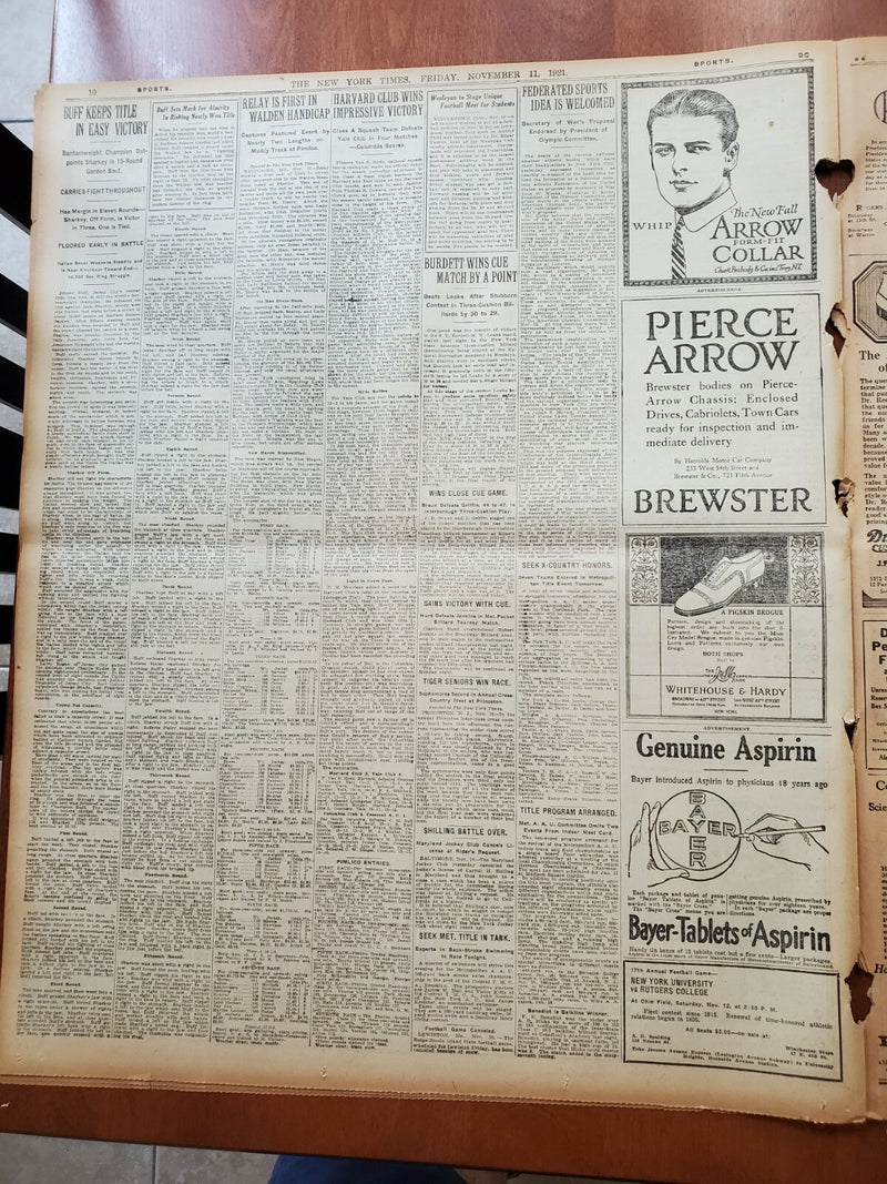 1921 NOV 11 NEW YORK TIMES - 90,000 PAY HONOR TO UNKNOWN LYING IN STATE- NT 8018