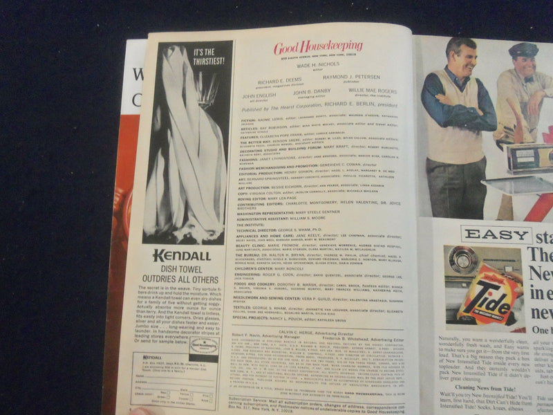 1966 MARCH GOOD HOUSEKEEPING MAGAZINE - JULIE ANDREWS ARTICLE - F 514M